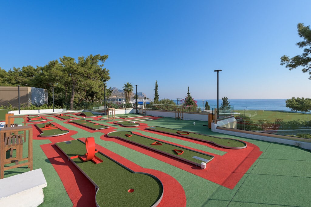 Mini Golf Court