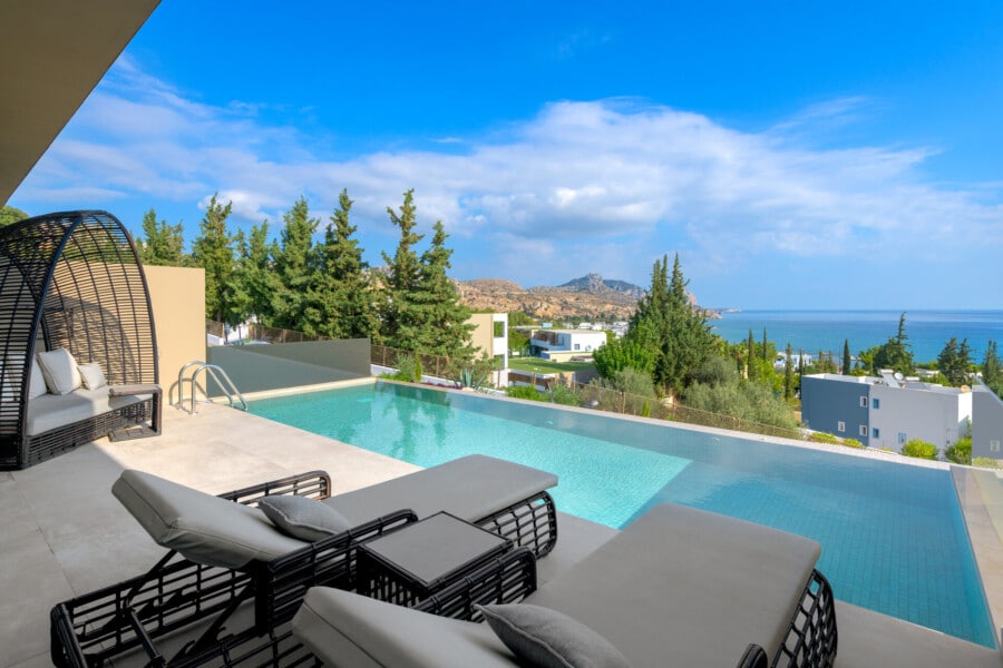 GEA-Adults-Only suite private pool sea view