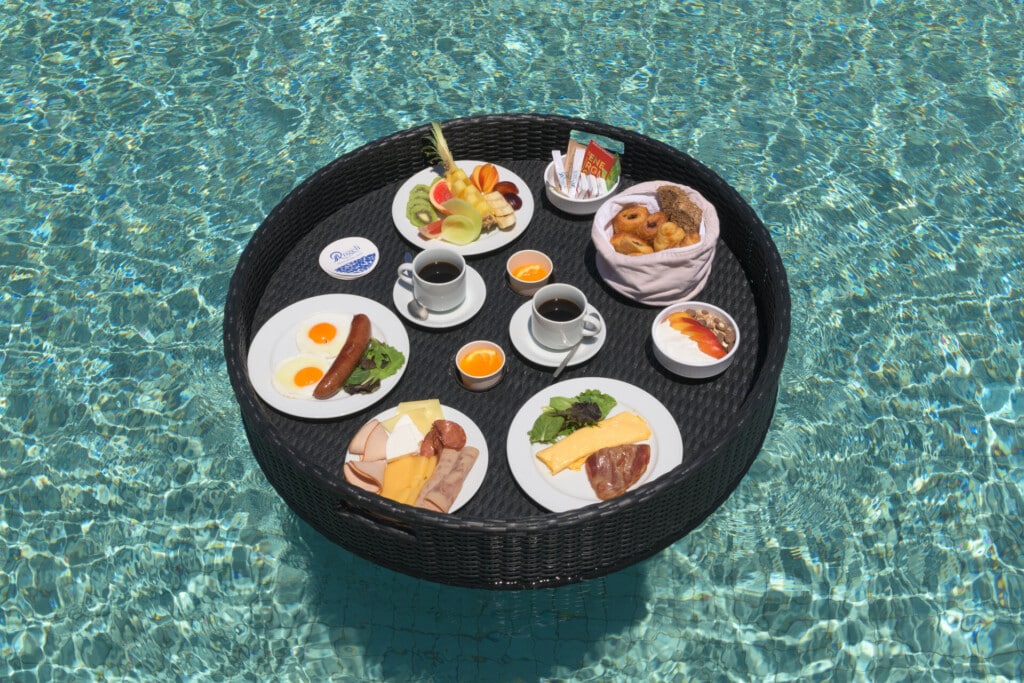 Payable-Extra-Floating-Breakfast-Basket