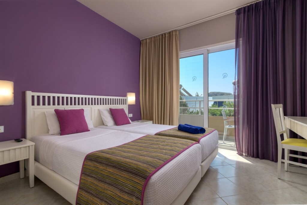 Aeolos Family Rooms Garden View